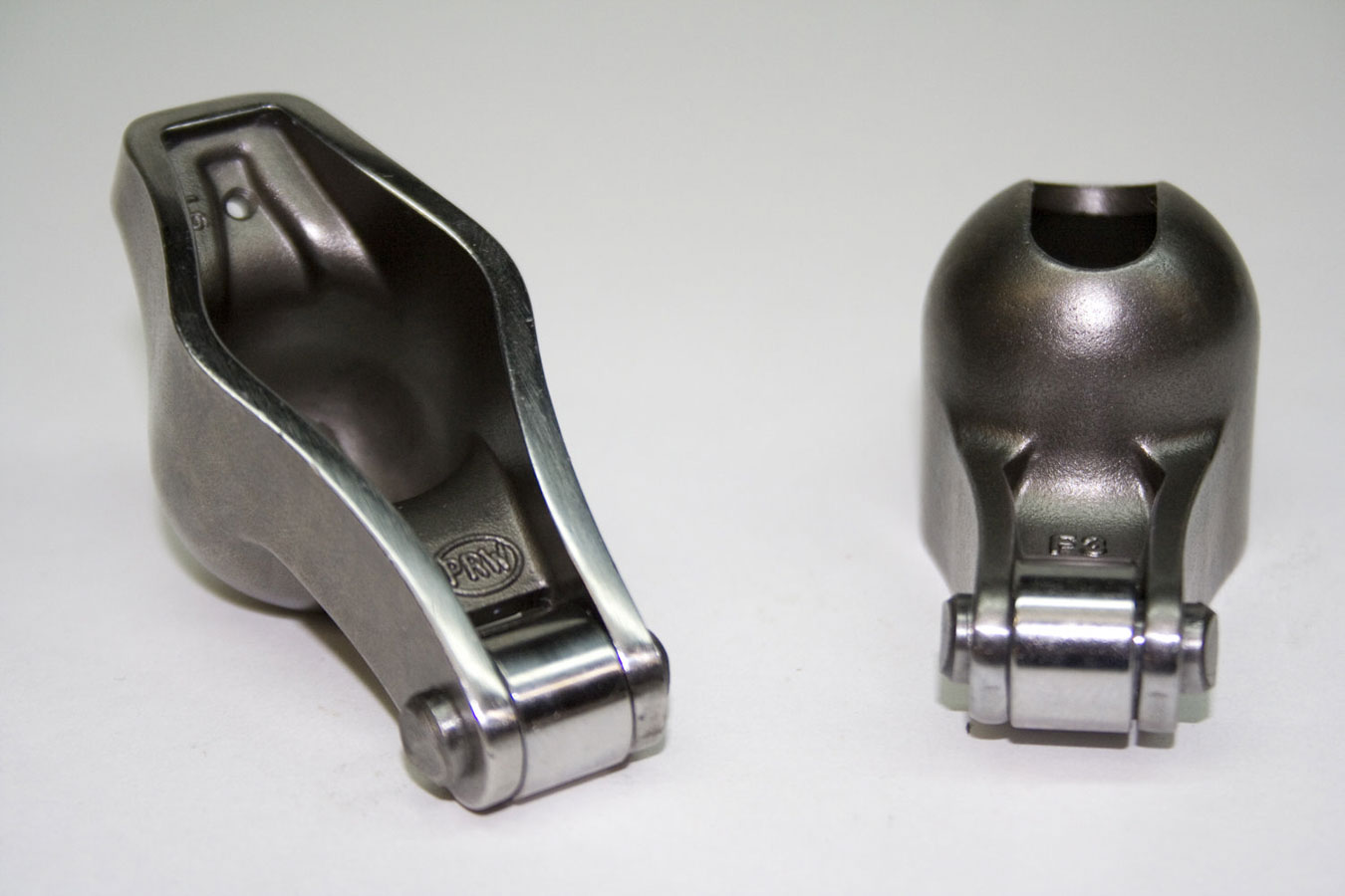 PRW INDUSTRIES 1.6 Roller Tip Sportsman Rocker Arm AMC/SBF 16 pc P/N